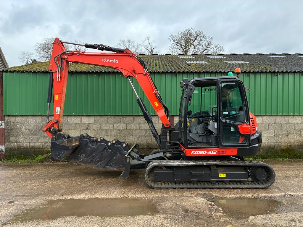 2022 Kubota KX080-4, With 4 x Buckets